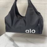 ساک ورزشی خفاشی جاکفشی دار با جای مت | ساک باشگاهی ضد آب مدل نایک و ALO 498  تصویر کوچک  -  ادامه تصاویر